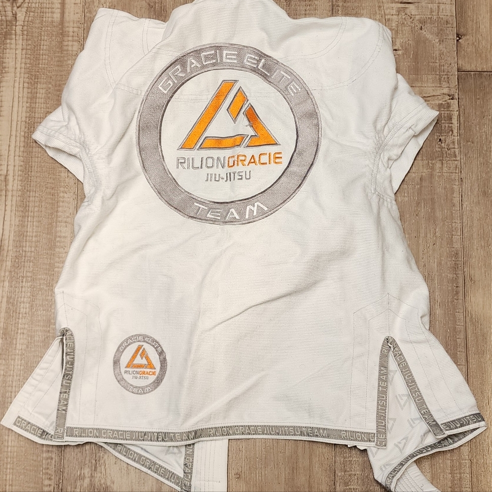 Rillion gracie gi size A1